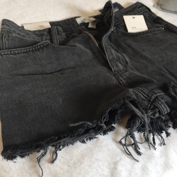 Forever 21 Pants - NEW Forever 21 Mom Shorts